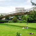 Footbridge over the lawn of the Jardin de Reuilly